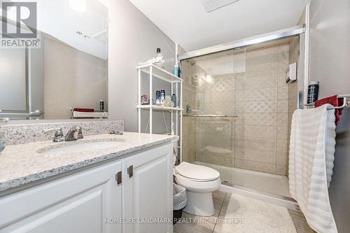 #206 -321 Spruce St, Waterloo, ON - Indoor Photo Showing Bathroom
