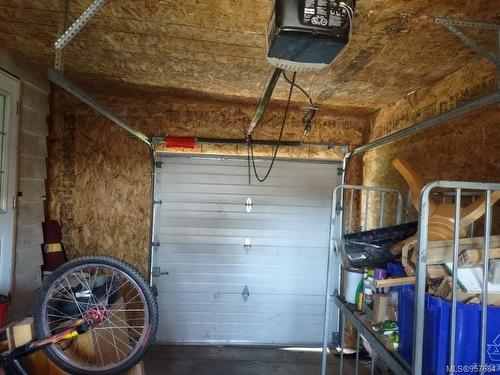 5737 Sooke Rd, Sooke, BC - Indoor Photo Showing Garage