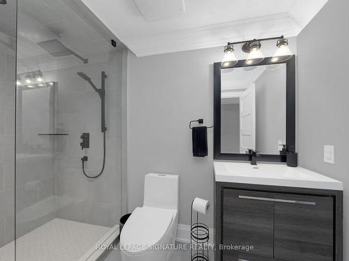 69 Miles St, Milton, ON - Indoor Photo Showing Bathroom