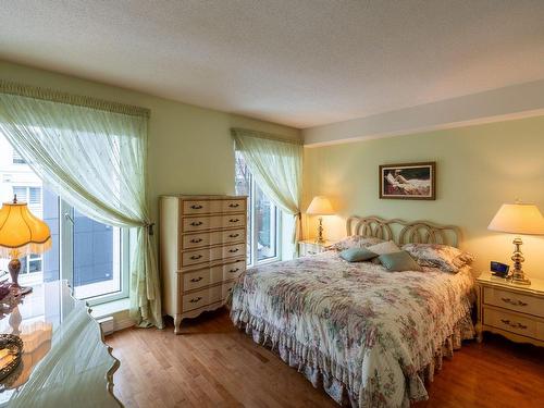 Master bedroom - 502-844 Rue Beauregard, Québec (Sainte-Foy/Sillery/Cap-Rouge), QC - Indoor Photo Showing Bedroom