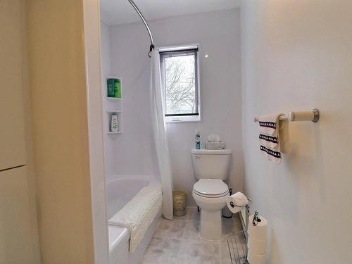 Salle de bains - 2596 Rue Monseigneur-Pelchat, Rouyn-Noranda, QC - Indoor Photo Showing Bathroom