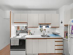 Kitchen - 