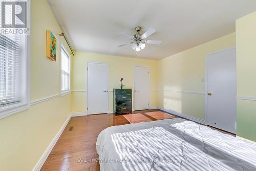 1405 Cedarglen Crt, Oakville, ON - Indoor Photo Showing Bedroom