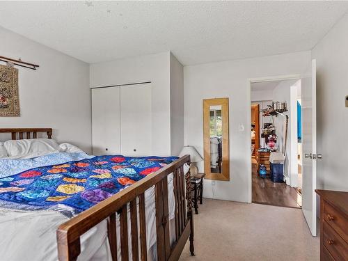 7232 Kimpata Way, Central Saanich, BC - Indoor Photo Showing Bedroom