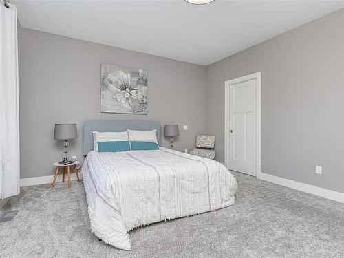 746 James Pl, Ladysmith, BC - Indoor Photo Showing Bedroom