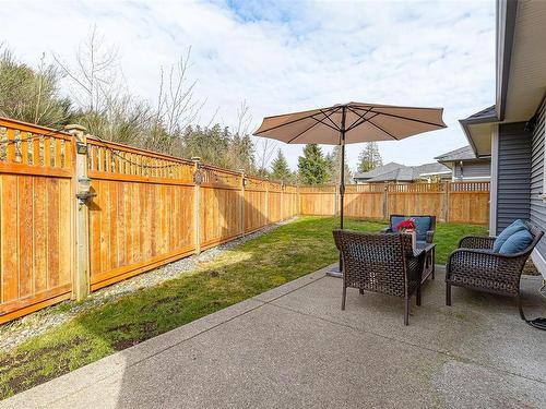 746 James Pl, Ladysmith, BC - Outdoor With Exterior