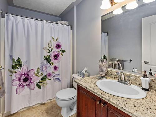1697 Swan Cres, Courtenay, BC - Indoor Photo Showing Bathroom
