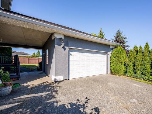 1697 Swan Cres, Courtenay, BC - Outdoor With Exterior