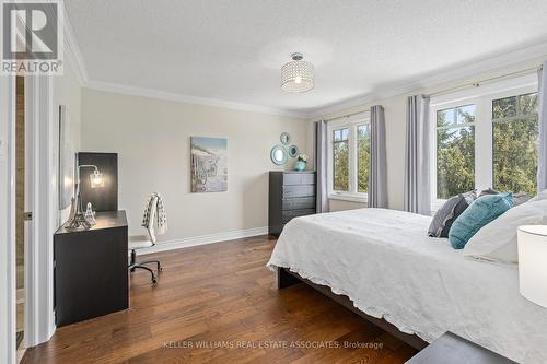 17 Oak Ridge Drive, Halton Hills, ON - Indoor Photo Showing Bedroom