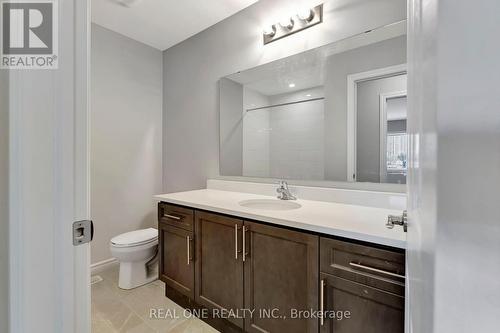 80 Harrison Drive, Cambridge, ON - Indoor Photo Showing Bathroom