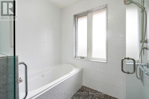 350 Longmore St, Toronto, ON - Indoor Photo Showing Bathroom