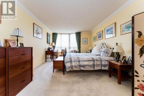 605 - 160 Frederick Street, Toronto, ON - Indoor Photo Showing Bedroom