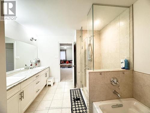 47 Marta Crescent, Barrie, ON - Indoor Photo Showing Bathroom