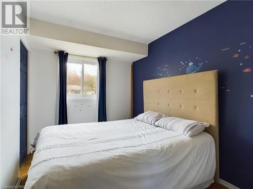 1050 Wellington Street, Port Elgin, ON - Indoor Photo Showing Bedroom