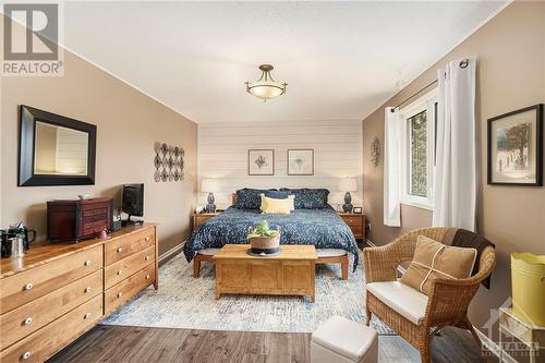 5703 Eloise Crescent, Ottawa, ON - Indoor Photo Showing Bedroom