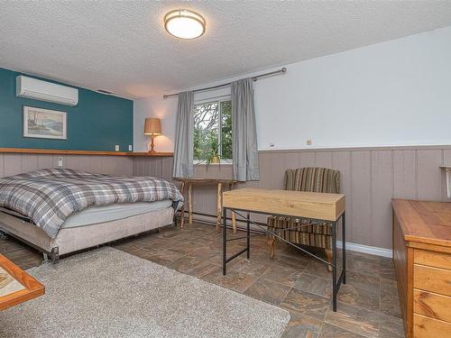 1816 Meadowlark Cres, Nanaimo, BC - Indoor Photo Showing Bedroom