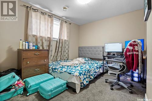 573 Elphinstone Street, Regina, SK - Indoor Photo Showing Bedroom