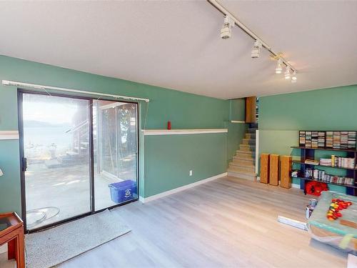 1603 Treasure Cres, Pender Island, BC - Indoor Photo Showing Other Room