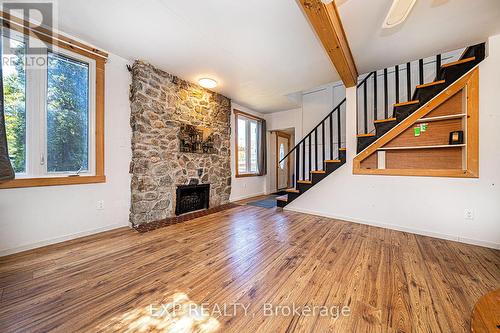 109 Dunkirk Ave, Georgina, ON - Indoor With Fireplace