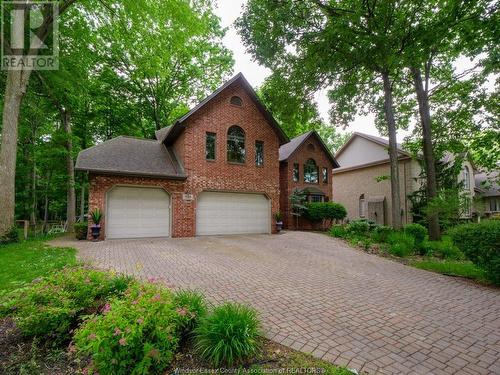 930 Golfwood, Lasalle, ON - Outdoor