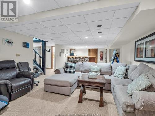 930 Golfwood, Lasalle, ON - Indoor Photo Showing Living Room