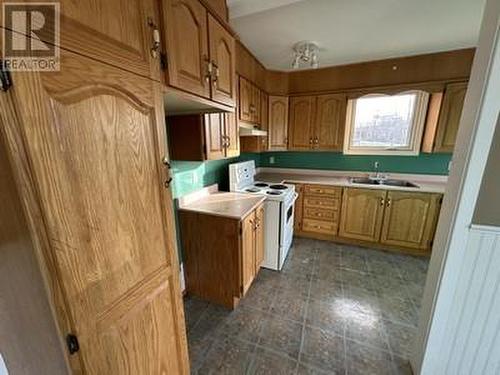 2627 Topsail Road, Conception Bay South, NL - Indoor Photo Showing Kitchen