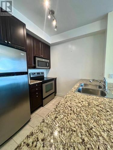 #1101 -88 Broadway Ave, Toronto, ON - Indoor Photo Showing Kitchen