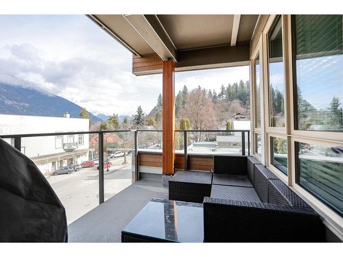 305 - 710 Vernon Street, Nelson, BC - Outdoor With Balcony With Exterior