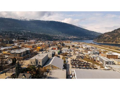 305 - 710 Vernon Street, Nelson, BC - Outdoor With View