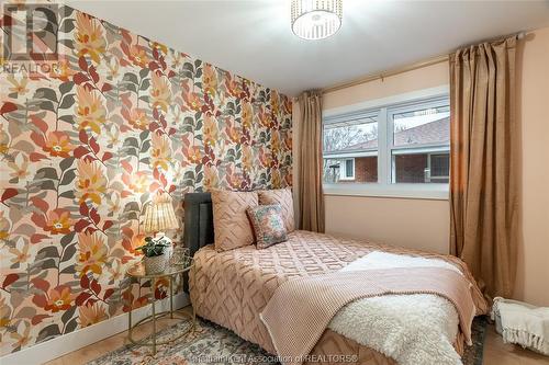 144 John Street, Chatham, ON - Indoor Photo Showing Bedroom