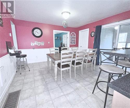 679 Armstrong Line, Maberly, ON - Indoor Photo Showing Dining Room