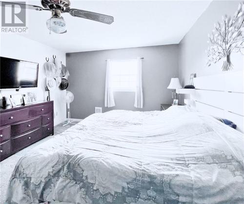 679 Armstrong Line, Maberly, ON - Indoor Photo Showing Bedroom