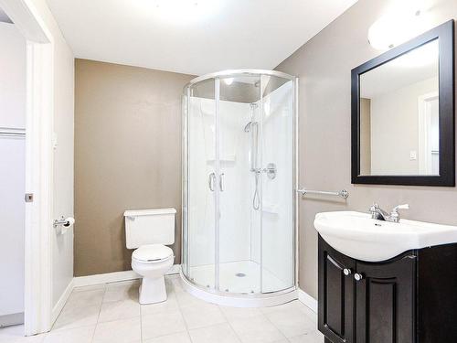 Salle de bains - 160 Rue Courcelles, Boisbriand, QC - Indoor Photo Showing Bathroom