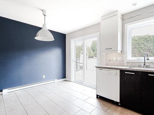 Cuisine - 160 Rue Courcelles, Boisbriand, QC - Indoor Photo Showing Kitchen