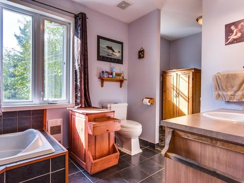 Salle de bains - 475 Côte St-Patrick, Saint-Colomban, QC - Indoor Photo Showing Bathroom