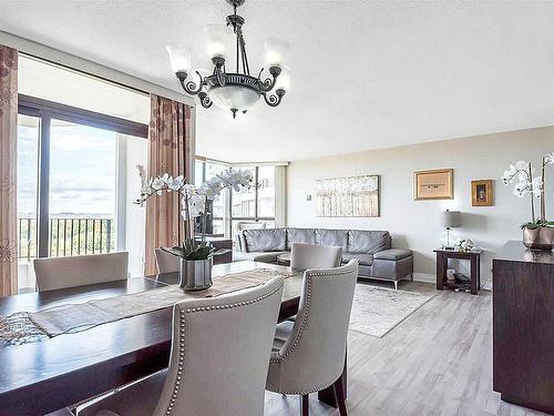 Mississauga, On - Indoor Photo Showing Dining Room