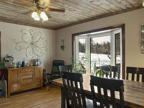 128 Pipeline Road, Thunder Bay, ON - Indoor Photo Showing Dining Room