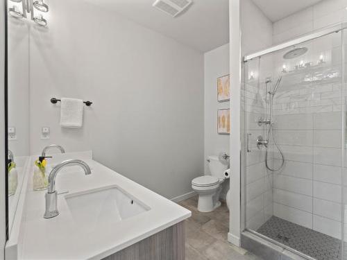2-260 Rue Cheval Noir, Kamloops, BC - Indoor Photo Showing Bathroom