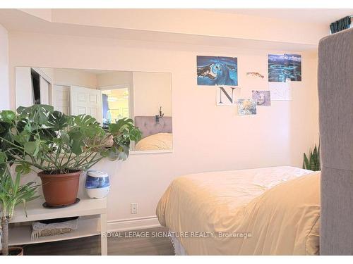 1819-80 Harrison Garden Blvd, Toronto, ON - Indoor Photo Showing Bedroom