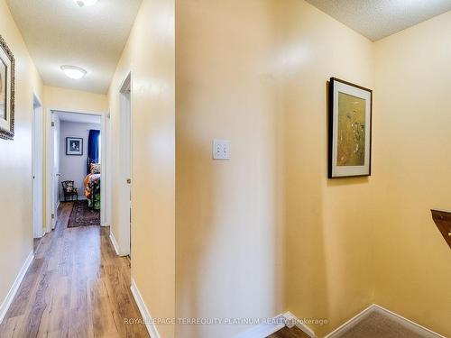 4 Curzon Cres, Guelph, ON - Indoor Photo Showing Other Room