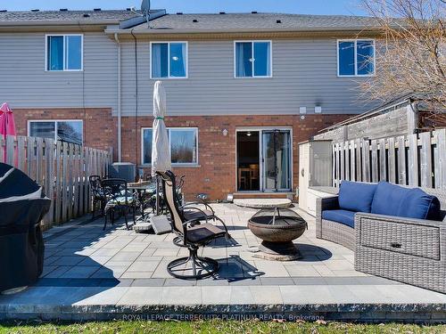4 Curzon Cres, Guelph, ON - Outdoor With Deck Patio Veranda With Exterior