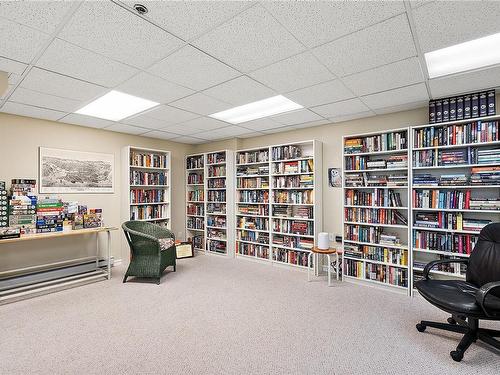 309-165 Kimta Rd, Victoria, BC - Indoor Photo Showing Office