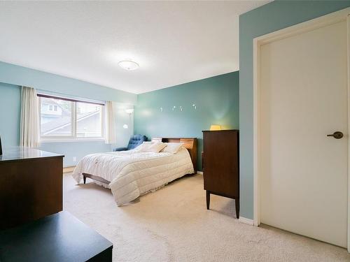 303-33 Mount Benson St, Nanaimo, BC - Indoor Photo Showing Bedroom