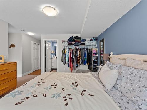 3462 Cougar Road, West Kelowna, BC - Indoor Photo Showing Bedroom