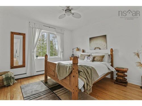 345 Clayton Drive, Hubbards, NS 