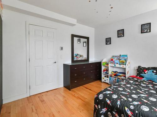 Bedroom - 5406 Rue Gabriele-Frascadore, Montréal (Mercier/Hochelaga-Maisonneuve), QC - Indoor Photo Showing Bedroom