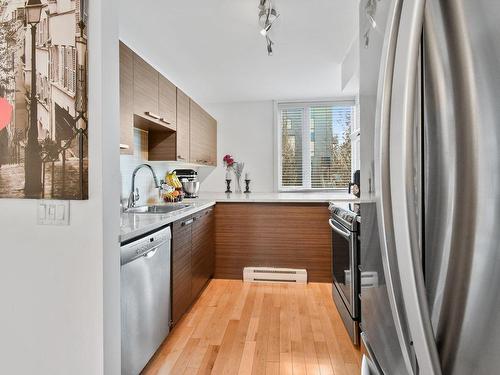 Kitchen - 5406 Rue Gabriele-Frascadore, Montréal (Mercier/Hochelaga-Maisonneuve), QC - Indoor Photo Showing Kitchen