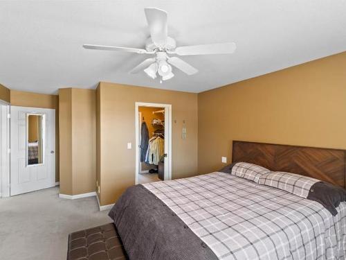 4942 Woodland Crt, Kamloops, BC - Indoor Photo Showing Bedroom