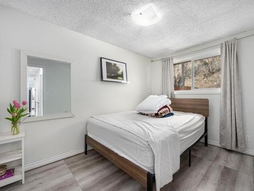 565 Summers Street, Lillooet, BC - Indoor Photo Showing Bedroom
