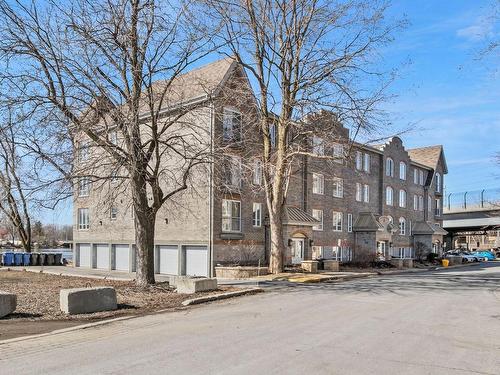 Frontage - 301-1700 Rue De L'Île-Bellevue, L'Île-Perrot, QC - Outdoor With Facade